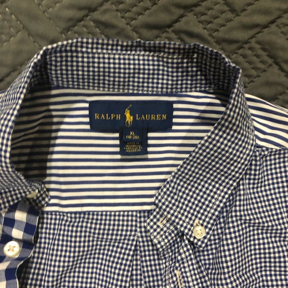 Polo Button Down - Picture 4 of 4